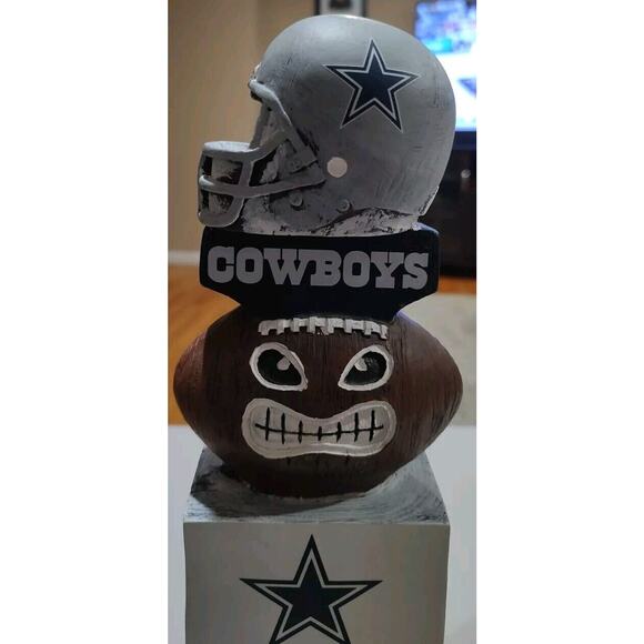 Dallas Cowboys NFL 15 Inch Tiki Totem Pole Statue - Picture 5 of 9